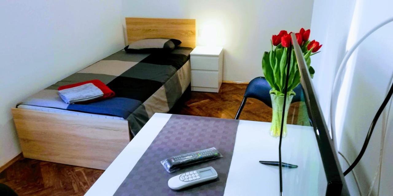 Pula Center Green Park Apartments And Rooms Zewnętrze zdjęcie