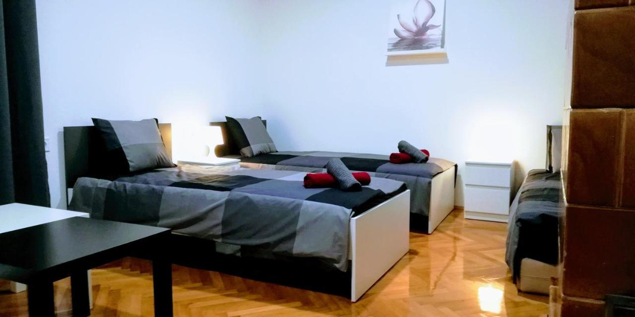 Pula Center Green Park Apartments And Rooms Zewnętrze zdjęcie