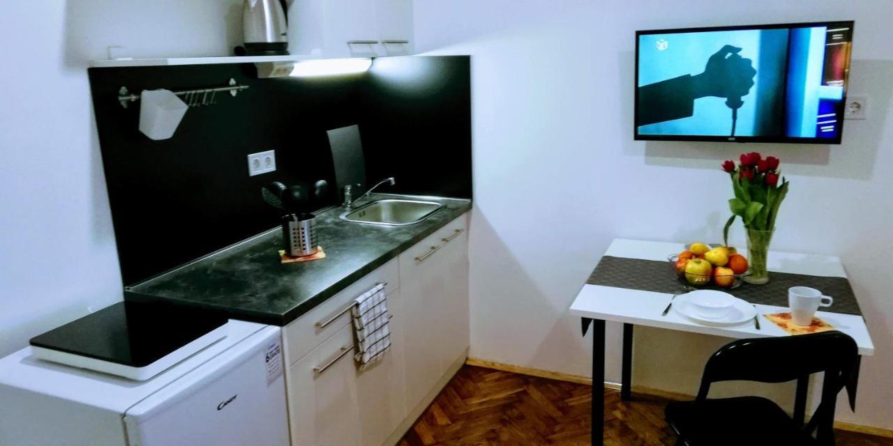 Pula Center Green Park Apartments And Rooms Zewnętrze zdjęcie