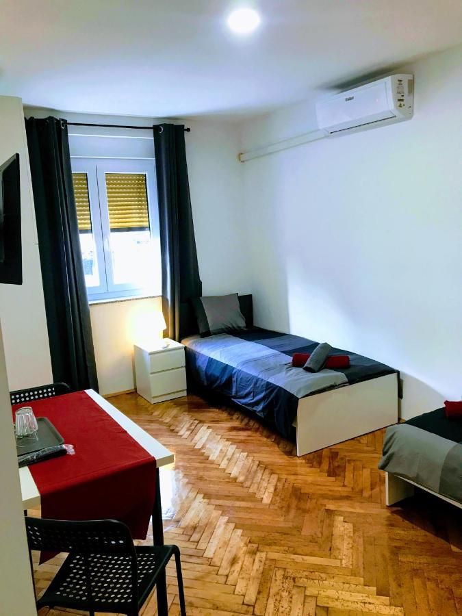 Pula Center Green Park Apartments And Rooms Zewnętrze zdjęcie